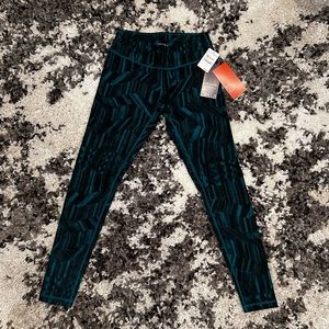 Zella Slim Fit Yoga Pants NWT